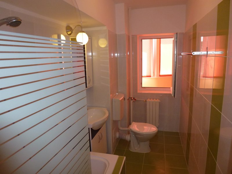 Unirii, Nerva Traian,