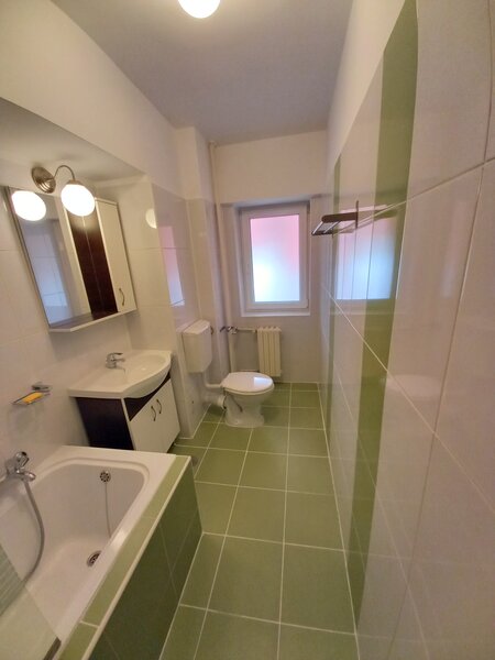 Unirii, Nerva Traian,